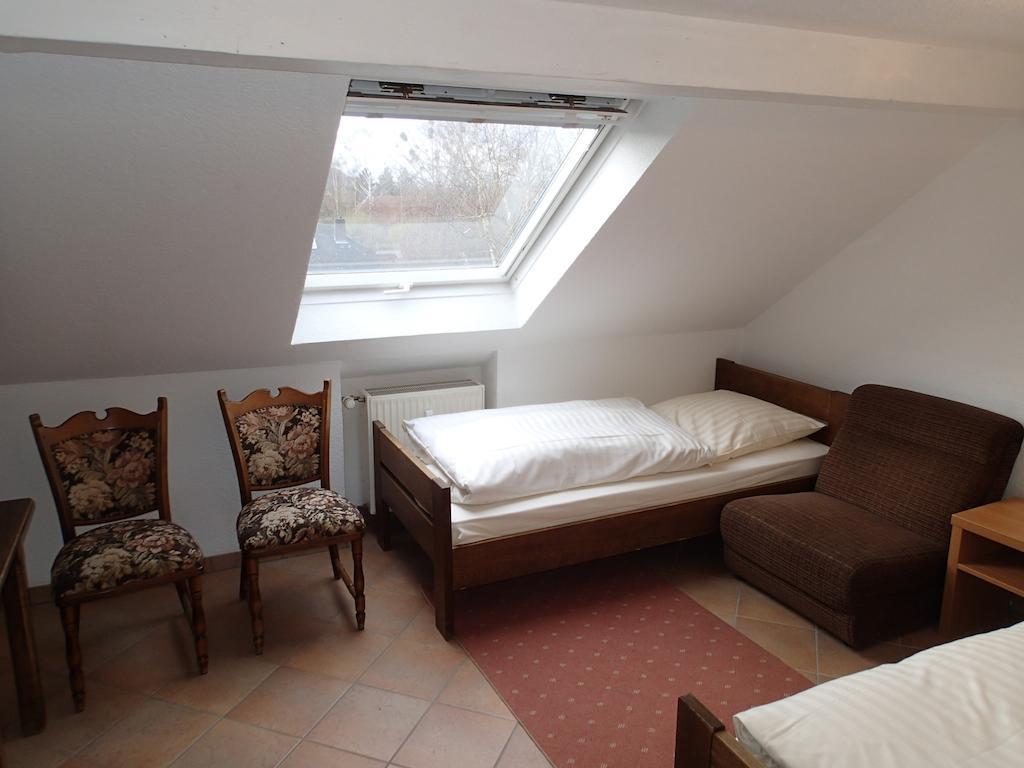 Schapers Ferienwohnungen Emmerthal Zimmer foto
