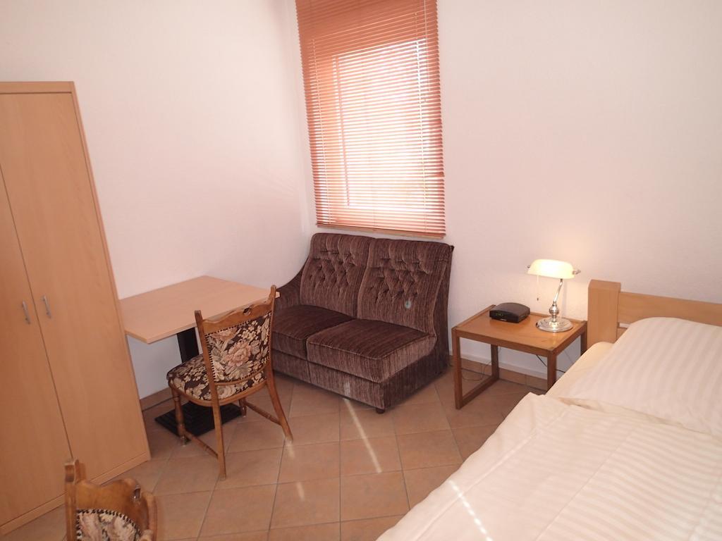 Schapers Ferienwohnungen Emmerthal Zimmer foto