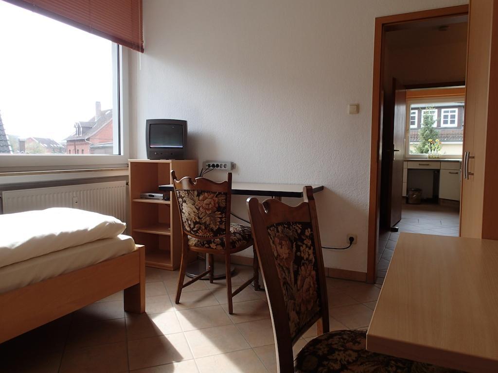 Schapers Ferienwohnungen Emmerthal Zimmer foto